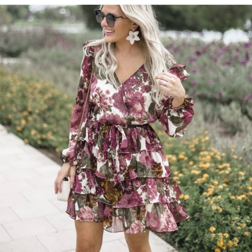 Wayf floral Ruffle dress size 8